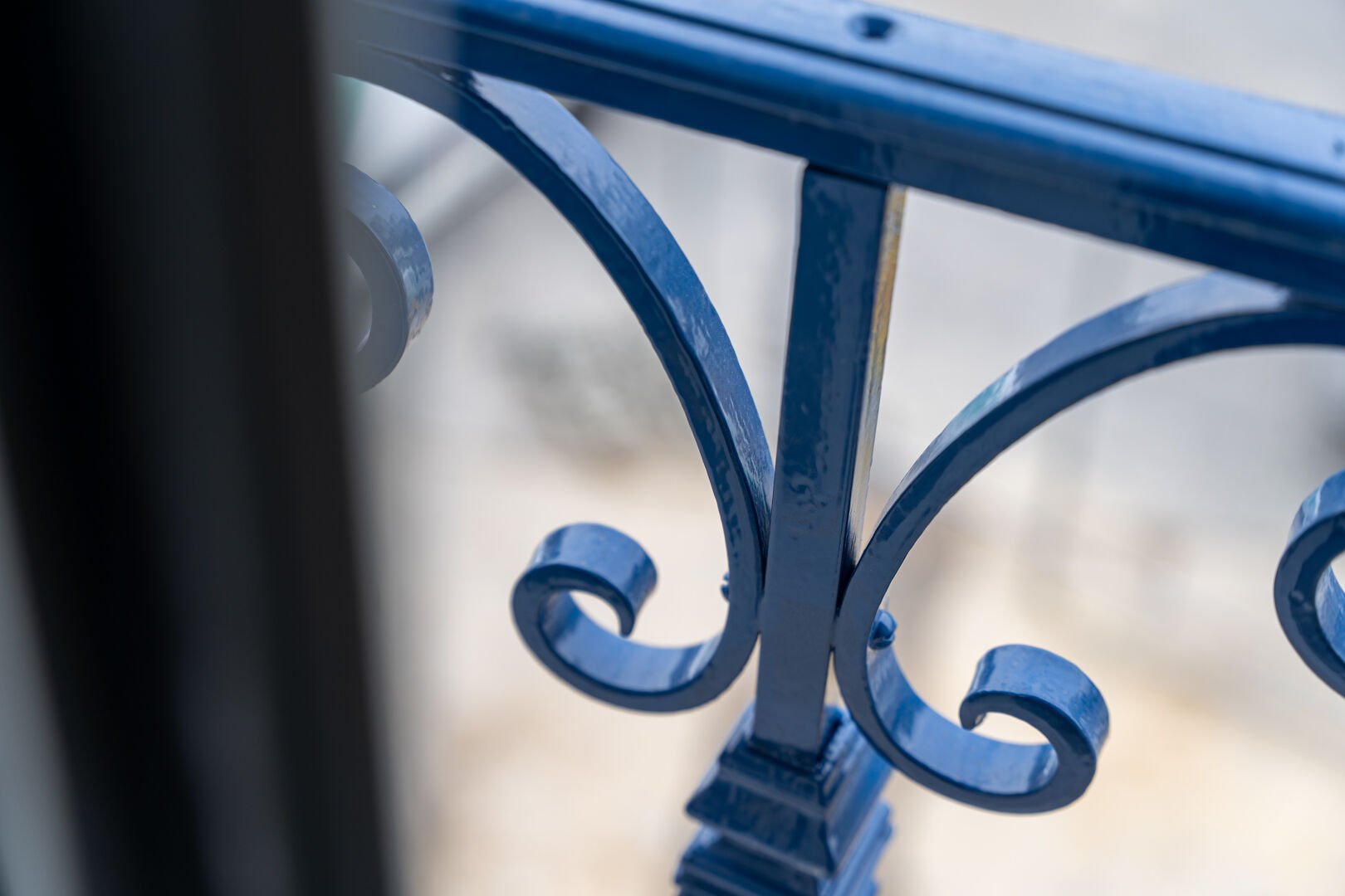 Garde-corps et ferronnerie sur un bâtiment rénové par Frechin